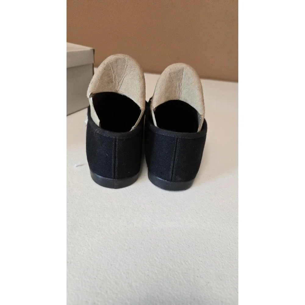 Vintage Scamps Black Canvas Slip On Loafers Flats Embroidered Women 6.5  NEW‎